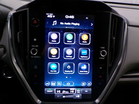 Used 2024 Subaru Crosstrek 2.5i Limited w/ Crosstrek Mirror Package image 24