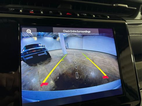 Used 2022 Jeep Grand Cherokee L Laredo w/ Luxury Tech Group I image 32