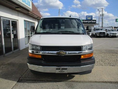 Used 2024 Chevrolet Express 2500 Work Van w/ Driver Convenience Package image 2