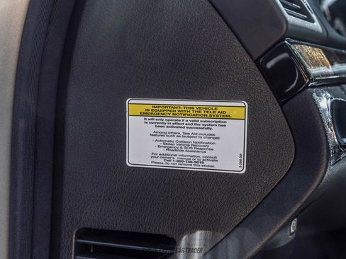Used 2005 Mercedes-Benz E 55 AMG Sedan image 41