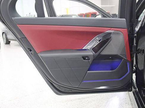 Used 2025 BMW 740i xDrive image 38