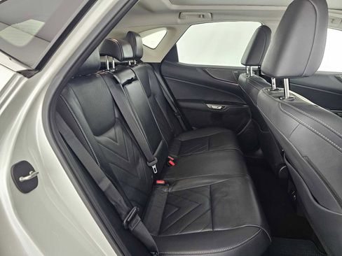 Used 2025 Lexus NX 300h AWD w/ Luxury Package image 12