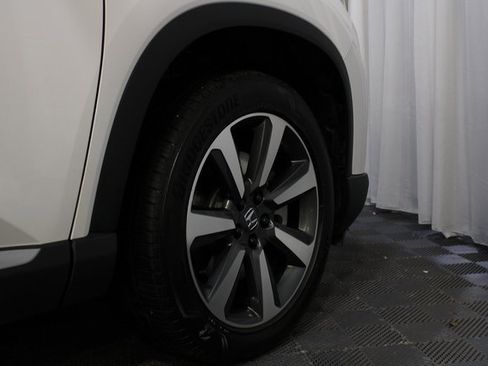 Used 2024 Honda Pilot Elite image 28