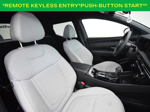 Used 2025 Hyundai Santa Cruz SEL AWD/4WD image 19