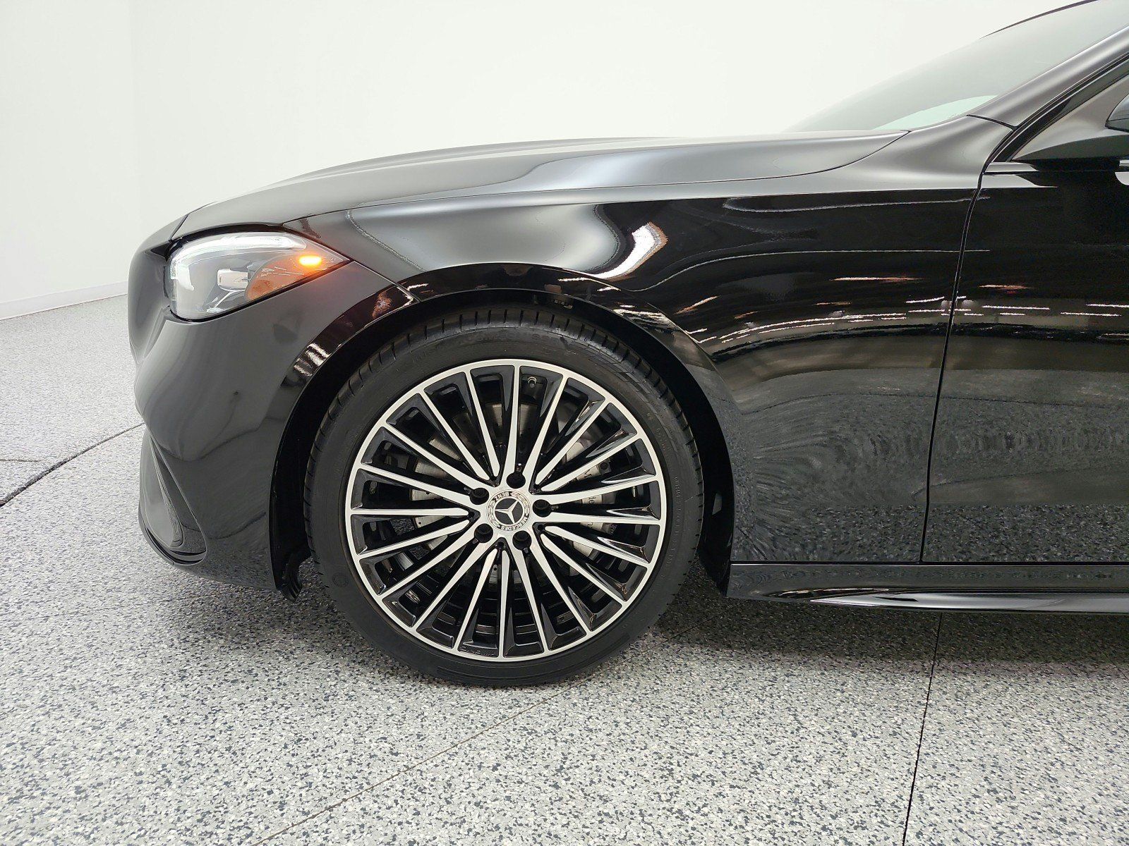 Used 2023 Mercedes-Benz C 300 Sedan image 21