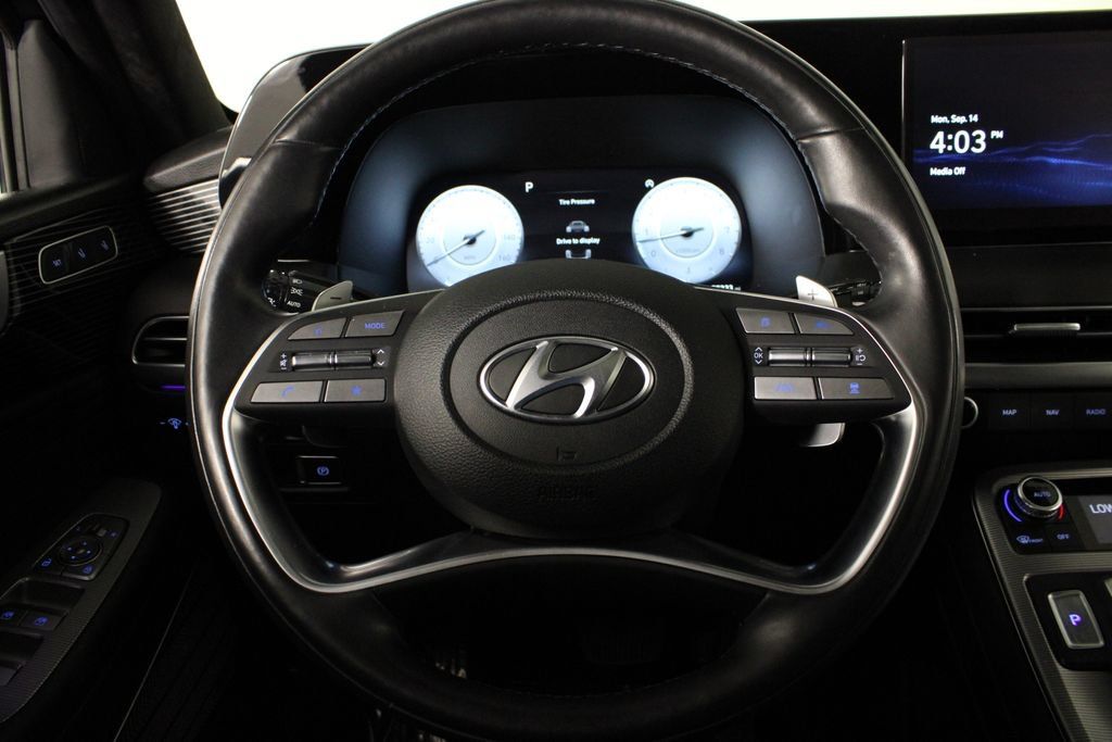 Certified 2024 Hyundai Palisade Calligraphy FWD image 29