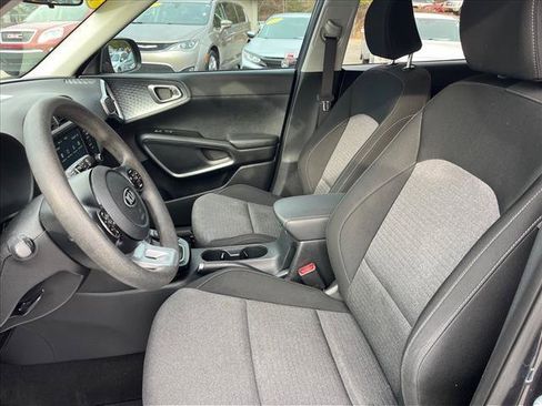 Used 2021 Kia Soul S image 39