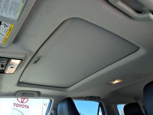 Used 2019 Toyota 4Runner Limited AWD/4WD image 11