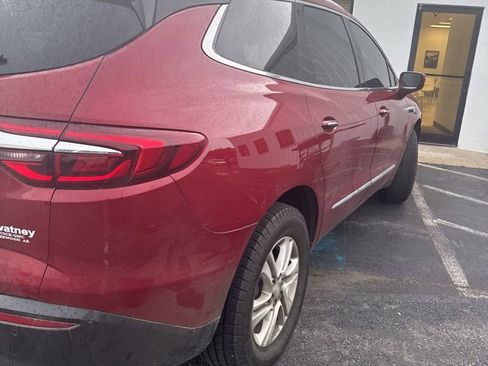 Used 2020 Buick Enclave Essence FWD image 12