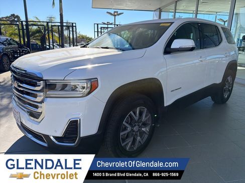 Used 2023 GMC Acadia SLE image 3