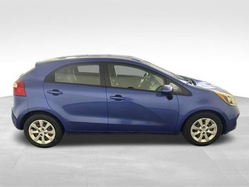 Used 2013 Kia Rio EX FWD image 9