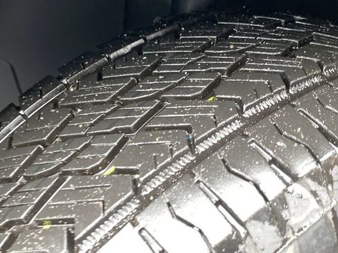 Used 2024 Volkswagen Atlas Peak Edition SEL image 39