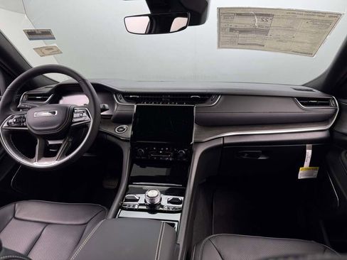 New 2025 Jeep Grand Cherokee Overland w/ Trailer Tow Package image 18