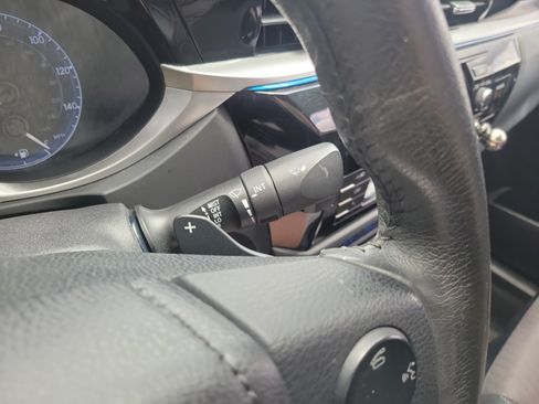 Used 2016 Toyota Corolla S FWD image 23