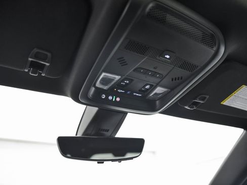 Used 2024 Cadillac XT6 Premium Luxury w/ Technology Package image 18