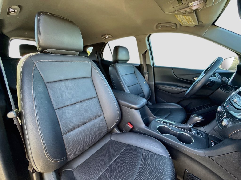 Used 2018 Chevrolet Equinox Premier w/ Infotainment II Package AWD/4WD image 39