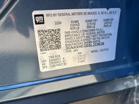 Used 2025 Chevrolet Equinox LT FWD image 29