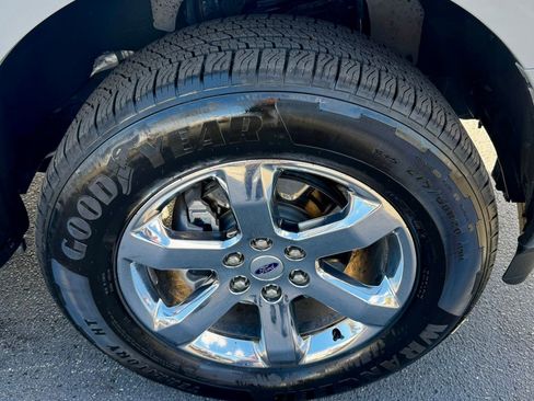 Used 2023 Ford F150 Lariat w/ Equipment Group 502A High image 6