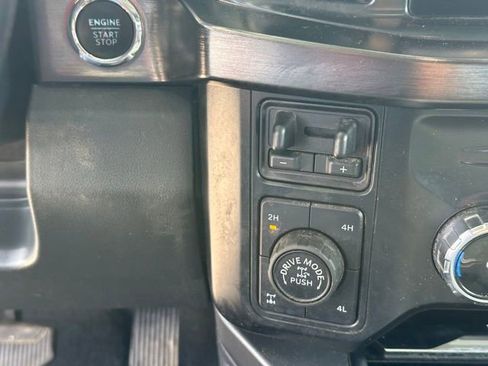 Used 2023 Ford F350 Lariat w/ Lariat Ultimate Package AWD/4WD image 17