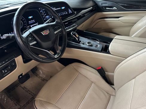 Certified 2023 Cadillac Escalade ESV Premium Luxury w/ Performance Package image 10