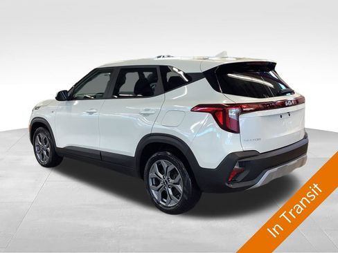 Certified 2024 Kia Seltos LX AWD/4WD image 4