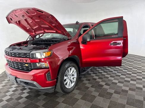 Used 2021 Chevrolet Silverado 1500 Custom w/ Safety Confidence Package AWD/4WD image 10