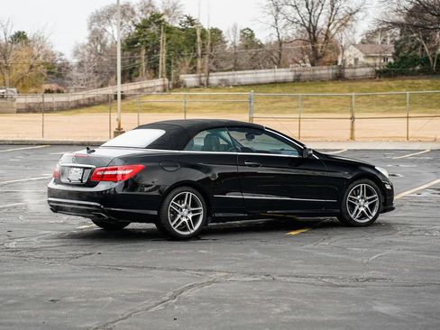 Used 2011 Mercedes-Benz E 550 Cabriolet image 9