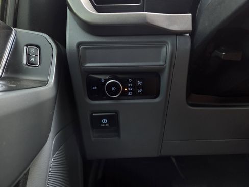 Used 2024 Ford F150 XLT w/ Mobile Office Package RWD image 38