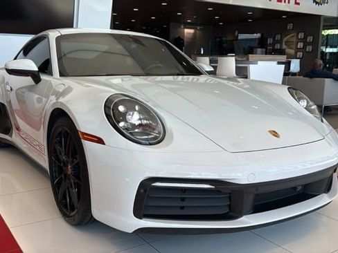 Used 2024 Porsche 911 Carrera RWD image 1