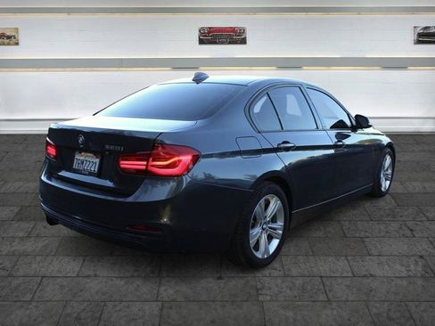 Used 2016 BMW 328i Sedan RWD image 7