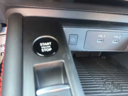 New 2026 Nissan Kicks SR FWD image 26
