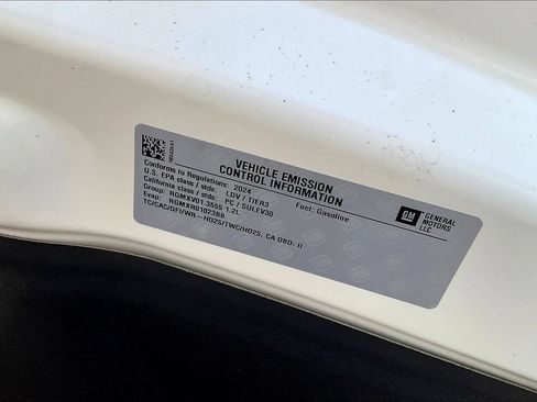 Used 2024 Buick Envista Avenir FWD image 31
