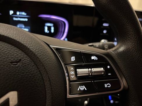 Certified 2024 Kia Seltos LX image 14