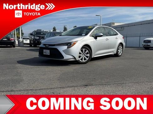Used 2020 Toyota Corolla LE w/ Carpet Mat Package (TMS) image 2