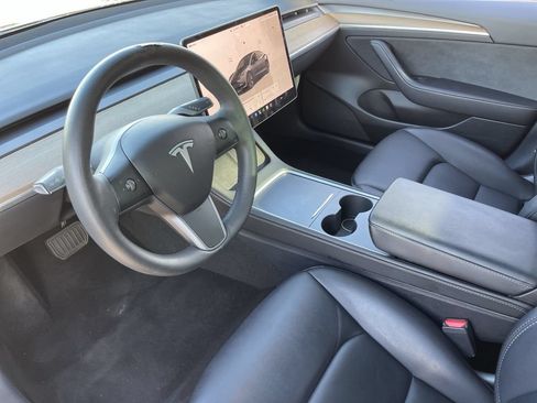 Used 2023 Tesla Model 3 Standard Range RWD image 10