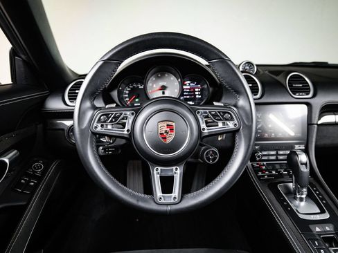 Certified 2025 Porsche 718 Boxster GTS RWD image 25