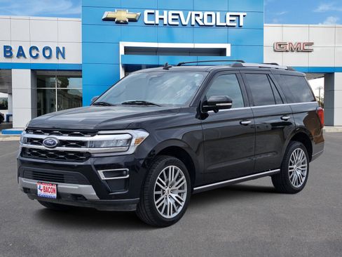 Used 2023 Ford Expedition Limited AWD/4WD image 1