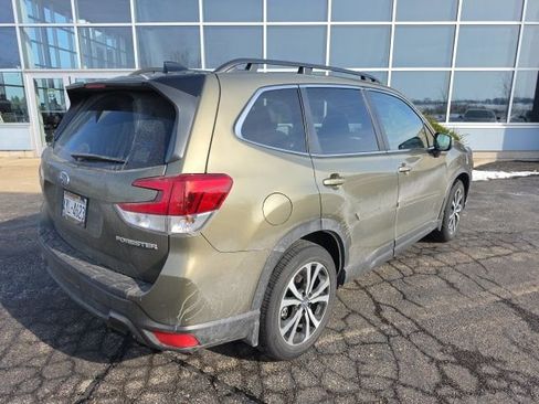 Used 2024 Subaru Forester Limited image 5