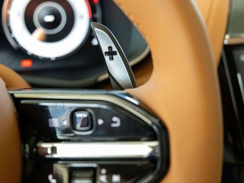 New 2026 Aston Martin DBX 707 image 23