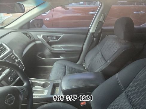 Used 2016 Nissan Altima 2.5 S w/ Power Driver Seat Package FWD image 4