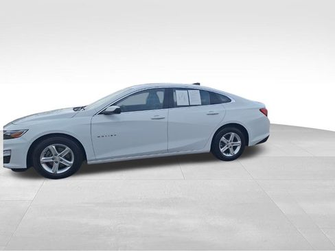 Used 2023 Chevrolet Malibu LS w/ Driver Confidence Package image 18