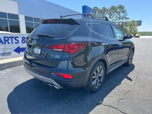 Used 2017 Hyundai Santa Fe Sport FWD image 3