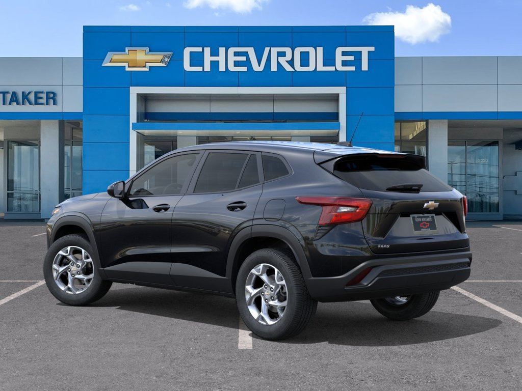 New 2026 Chevrolet Trax LS w/ LS Convenience Package FWD image 3
