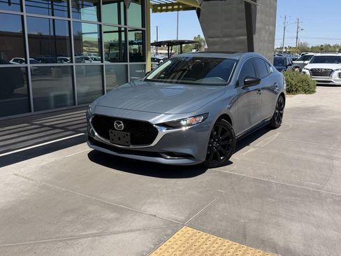 Used 2024 MAZDA MAZDA3 s AWD/4WD image 2