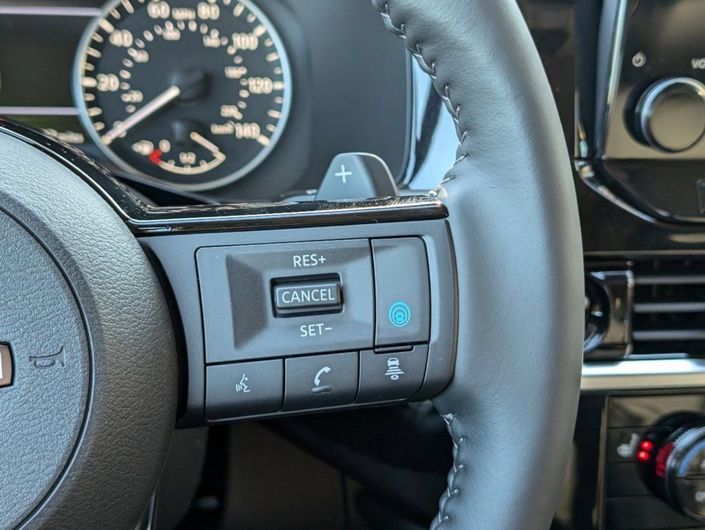 Certified 2025 Nissan Pathfinder SL w/ SL Premium Package FWD image 20
