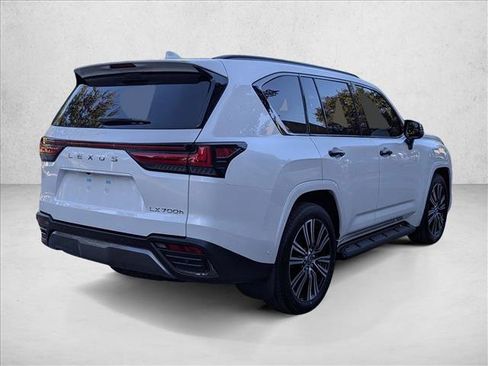 New 2025 Lexus LX 700h Luxury image 2