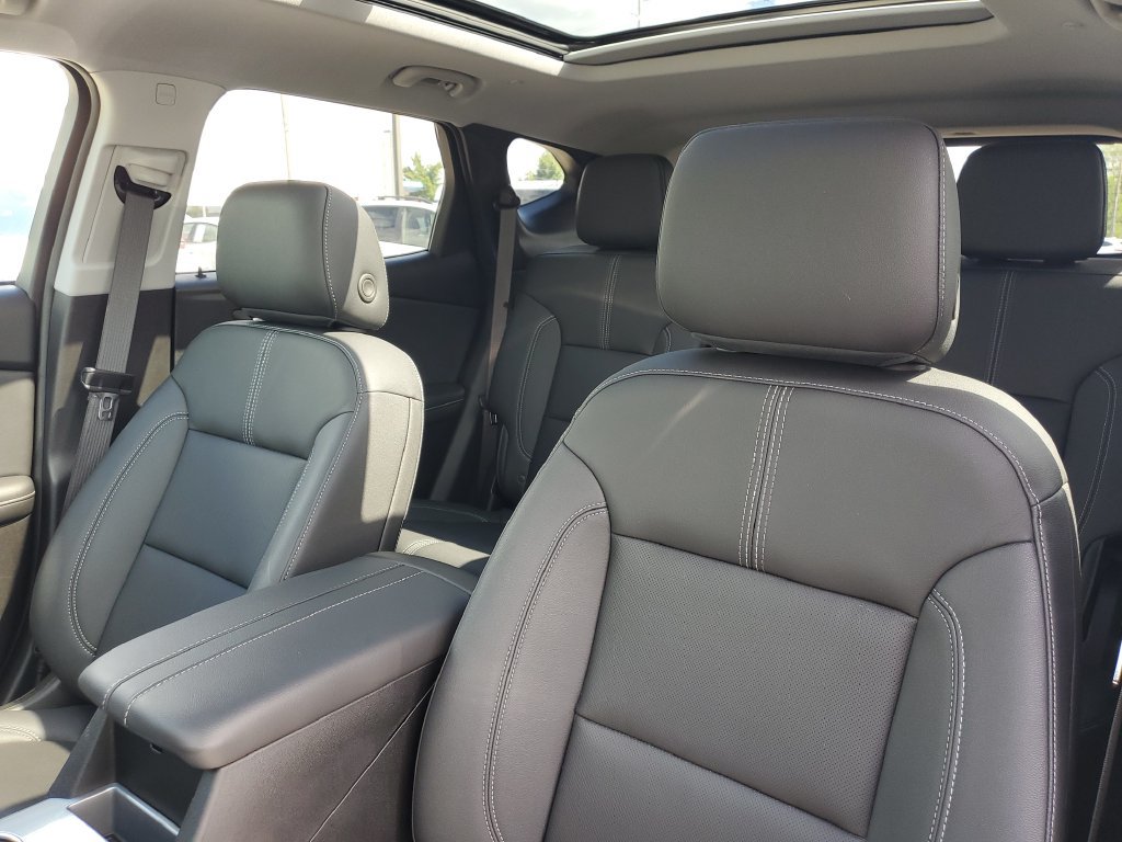 Used 2024 Chevrolet Blazer LT w/ Midnight/Sport Edition AWD/4WD image 13