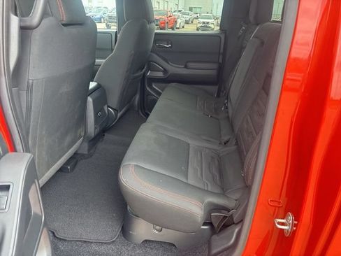 Used 2025 Nissan Frontier PRO-4X AWD/4WD image 22