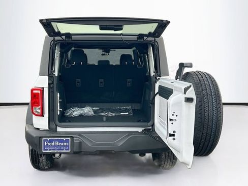 New 2025 Ford Bronco 4-Door AWD/4WD image 30