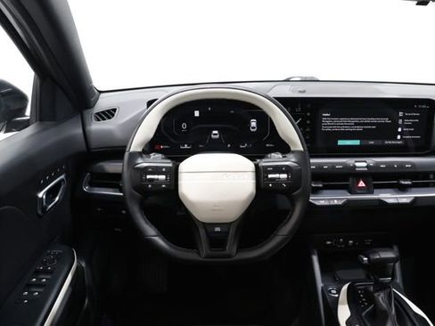 Used 2026 Kia K4 GT-Line w/ GT-Line Premium Package FWD image 14